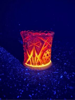 Vintage MCM Kemple Red Amberina
Glass Yutec Regal Star Toothpick Holder 2”